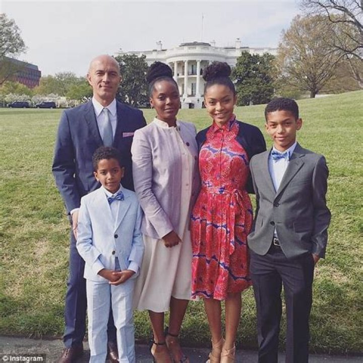 All You Need To Know About Afshin Shahidi's wife, Keri Shahidi, Brief Intro