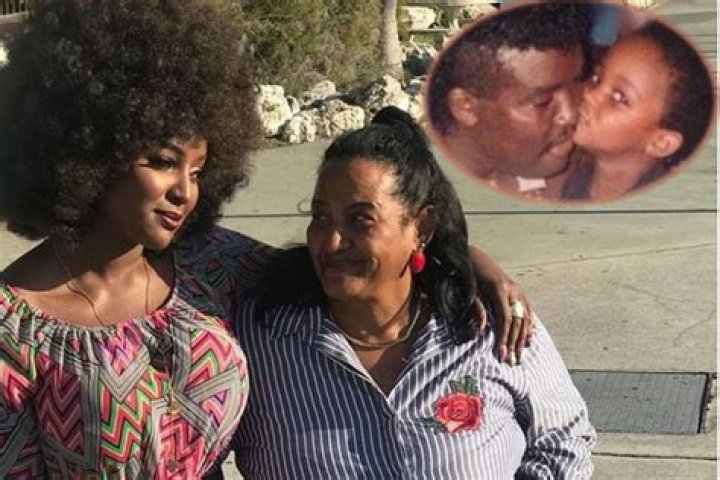 Amara La Negra Parents, Net Worth, Boyfriend, Songs