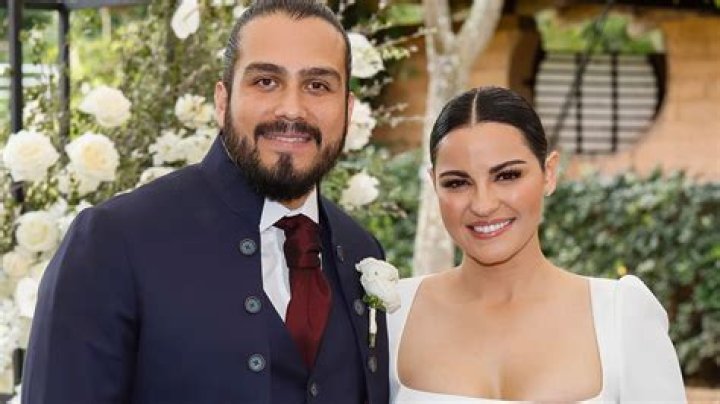 Andrés Tovar (Maite Perroni BF) Wiki, Bio, Age, Height, Weight, Girlfriend, Net Worth, Facts