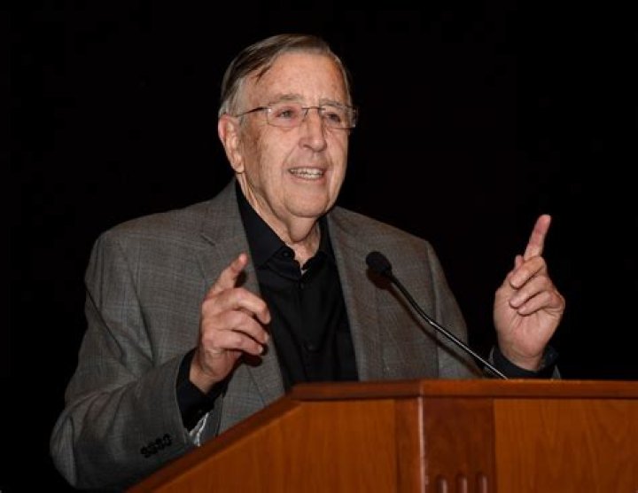 Brent Musburger Bio (Wiki) | JadeW