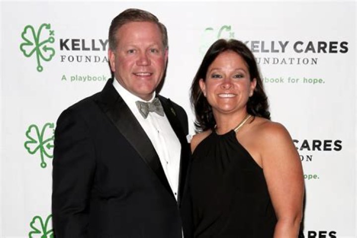 Brian Kelly's Wife Paqui Kelly Biography: Age, Nationality, Ethnicity