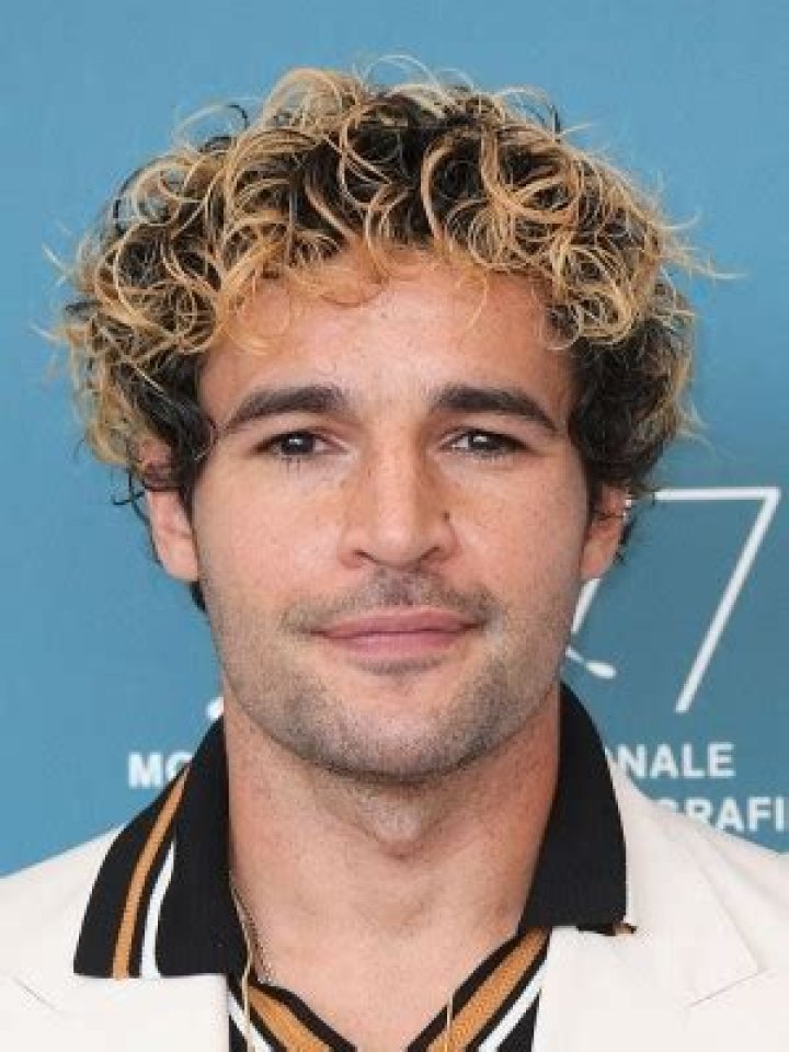 Christopher Abbott Bio (Wiki) - ByteZest