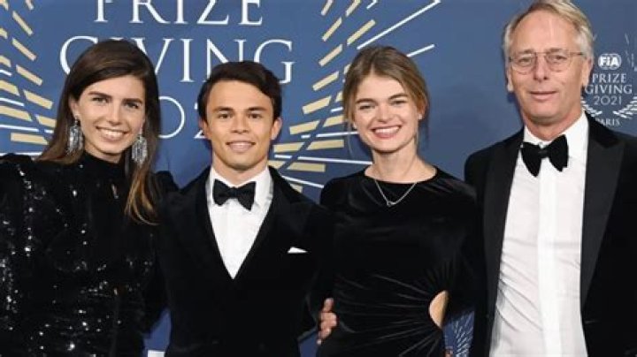 Did You Know Nyck de Vriess Sister Seychelle de Vries Is George Russells Ex? See The Boys Comp