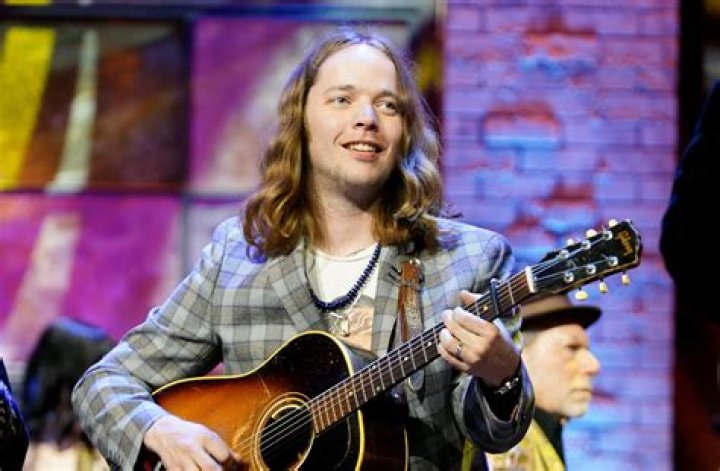 Discover The Secrets Of Billy Strings' Private Love Life: Unraveling The Enigma