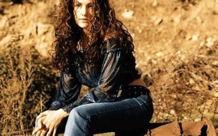 Getting To Know About Bernadette Moley