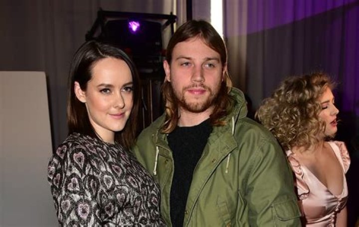 Jena Malone And Alex Ebert: A Creative Power Couple
