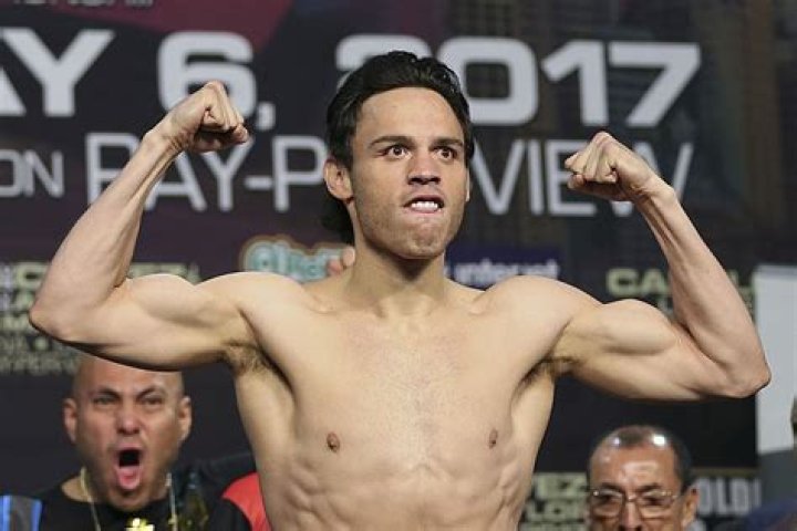 Julio Cesar Chavez Jr Stats Age Record Height