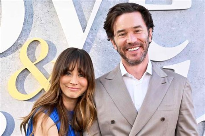 Power Couple Alert! Kaley Cuoco and 'Ozark' Actor Tom Pelphrey Are Officially an Item |