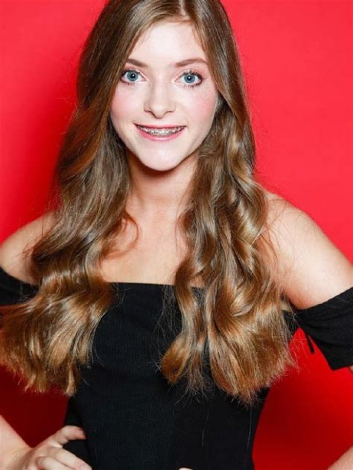 Riley Mae Lewis Biography Age Height Ethnicity Boyfriend