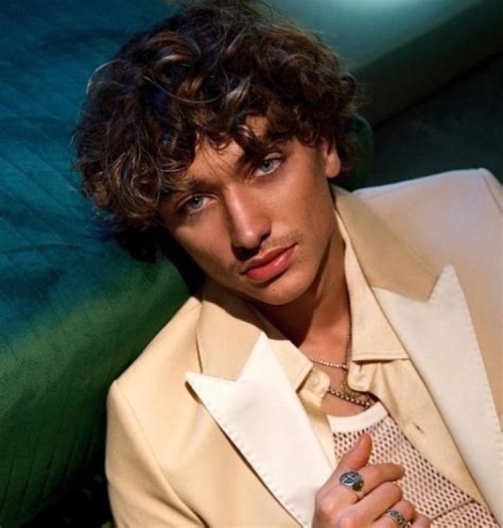 SnogBlogy | Gavin Casalegno Bio (Wiki)