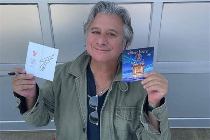Steve Perry Bio, Married, Wife, Daughter, Net worth, Where is he now?