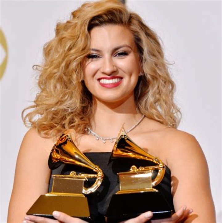 Tori Kelly's Biography And Facts'