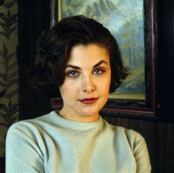 Unveiling Sherilyn Fenn's Enigmatic Dating History: Discoveries And Insights