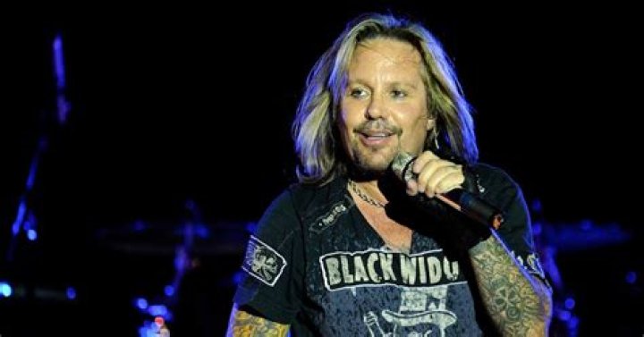 Vince Neil's Horrific Drunk-Driving Accident Is Reenacted in Netflix's 'The Dirt' |