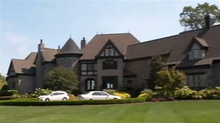 Where Does Kyle Busch Live And How Big Is His House?