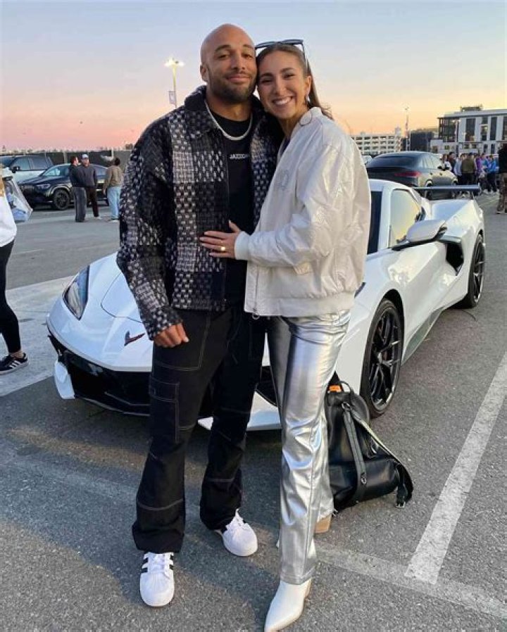 Who is Austin Ekelers Girlfriend? Meet Melanie Wilking, the Talented Dancer and Tiktok Star