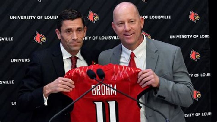 Who is Jeff Brohm’s wife Jennifer L. Hawkins?